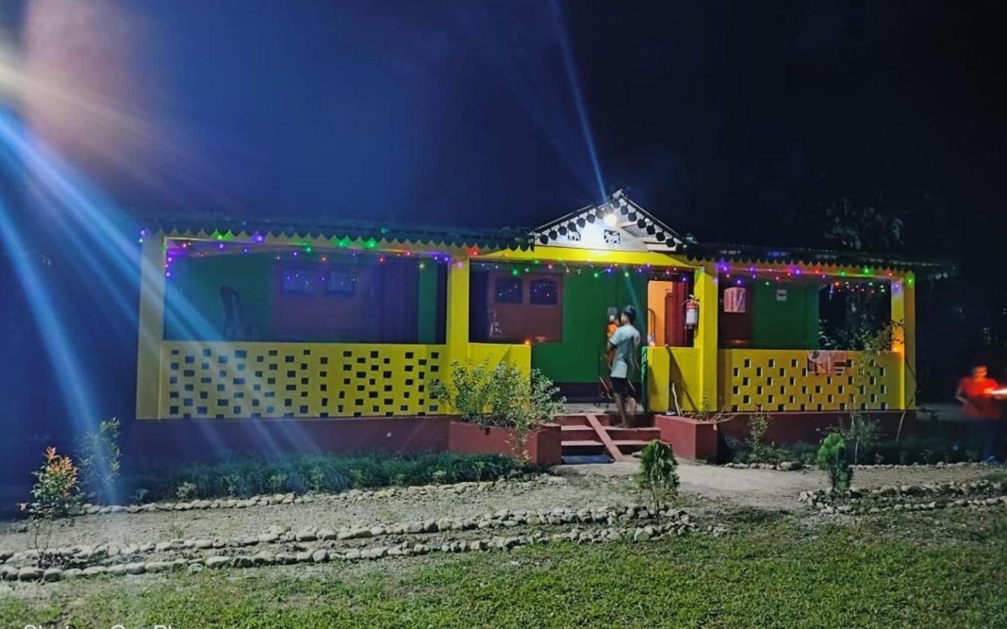 Leo Jungle Retreat By Stayapart , Jaldapara Madari Hat Zewnętrze zdjęcie